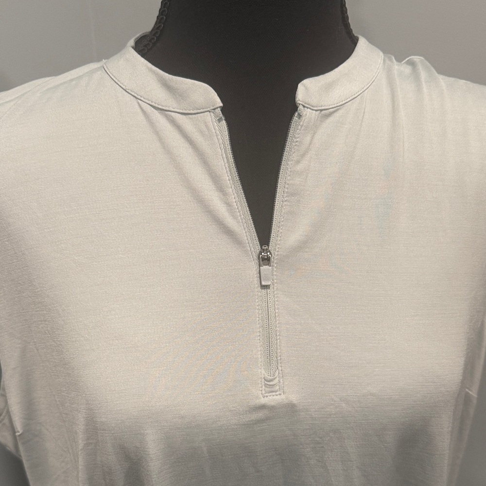 Lady Hagen Light Blue Sleeveless Zip Tank Top - Picture 3 of 5